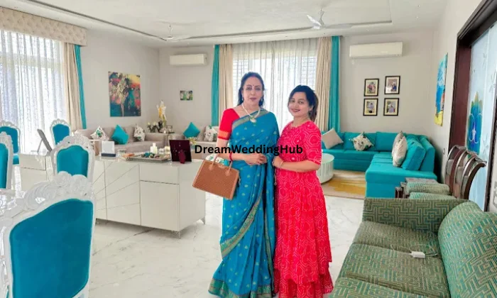 DreamGirl Makeup Studio